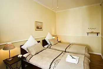 Ξενοδοχείο με διαμερίσματα Rose Manor Guest House Cape Town